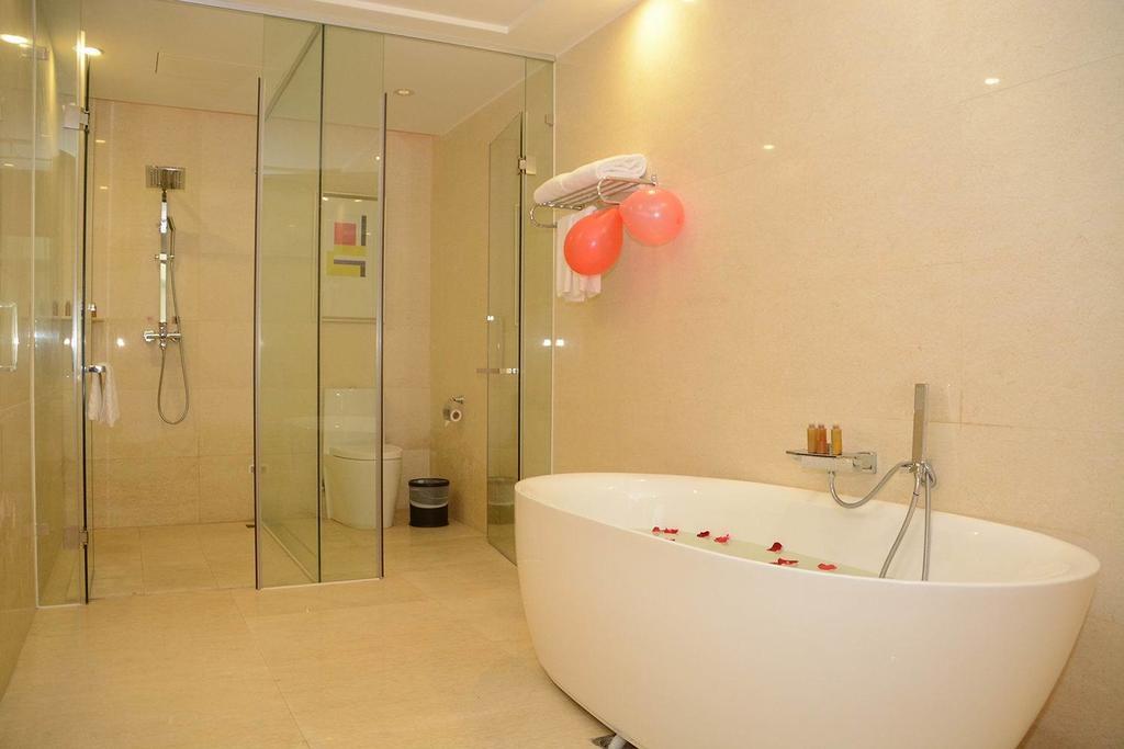 Dongguan Junyue Hotel Zimmer foto